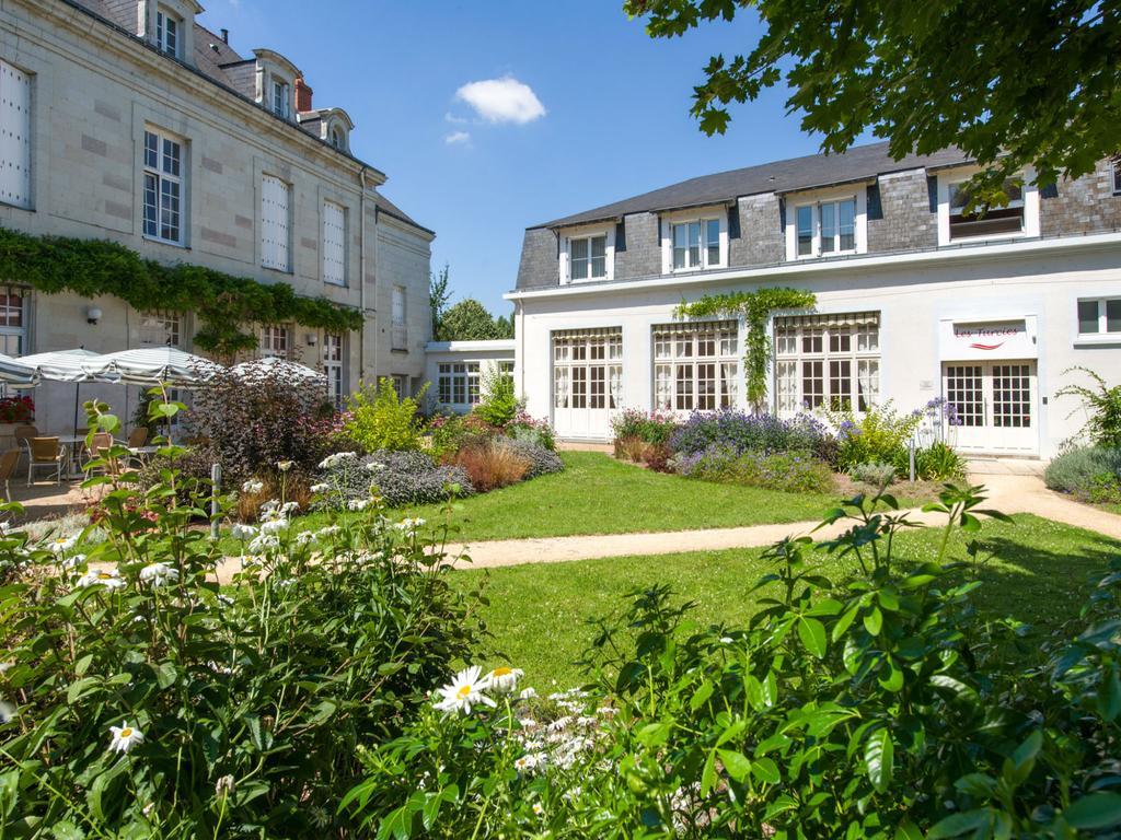 Hotel Mileade Le Domaine De La Blairie - Saumur Saint-Martin-de-la-Place Экстерьер фото