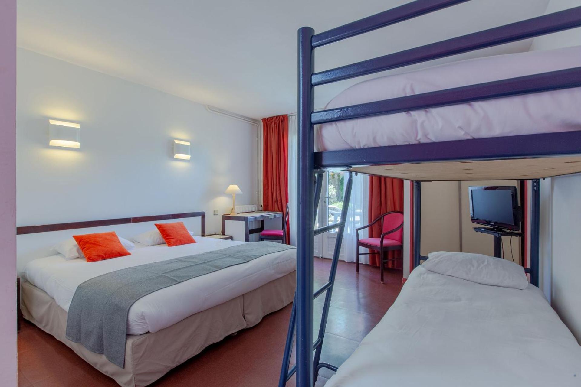Hotel Mileade Le Domaine De La Blairie - Saumur Saint-Martin-de-la-Place Экстерьер фото